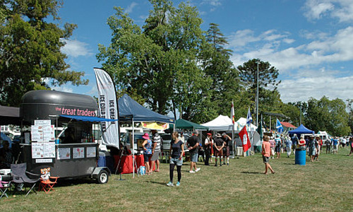 Clan village food stands